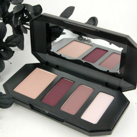 Kat Von D Other - KAT VON D Plum Eyeshadow Palette